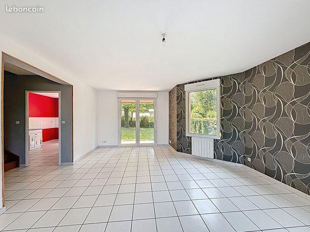 Maison à louer, 118m², Bourg-en-Bresse