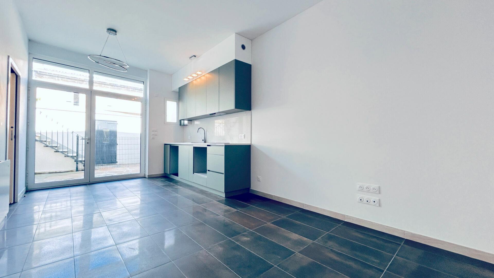 Appartement à louer, 68m², Bordeaux