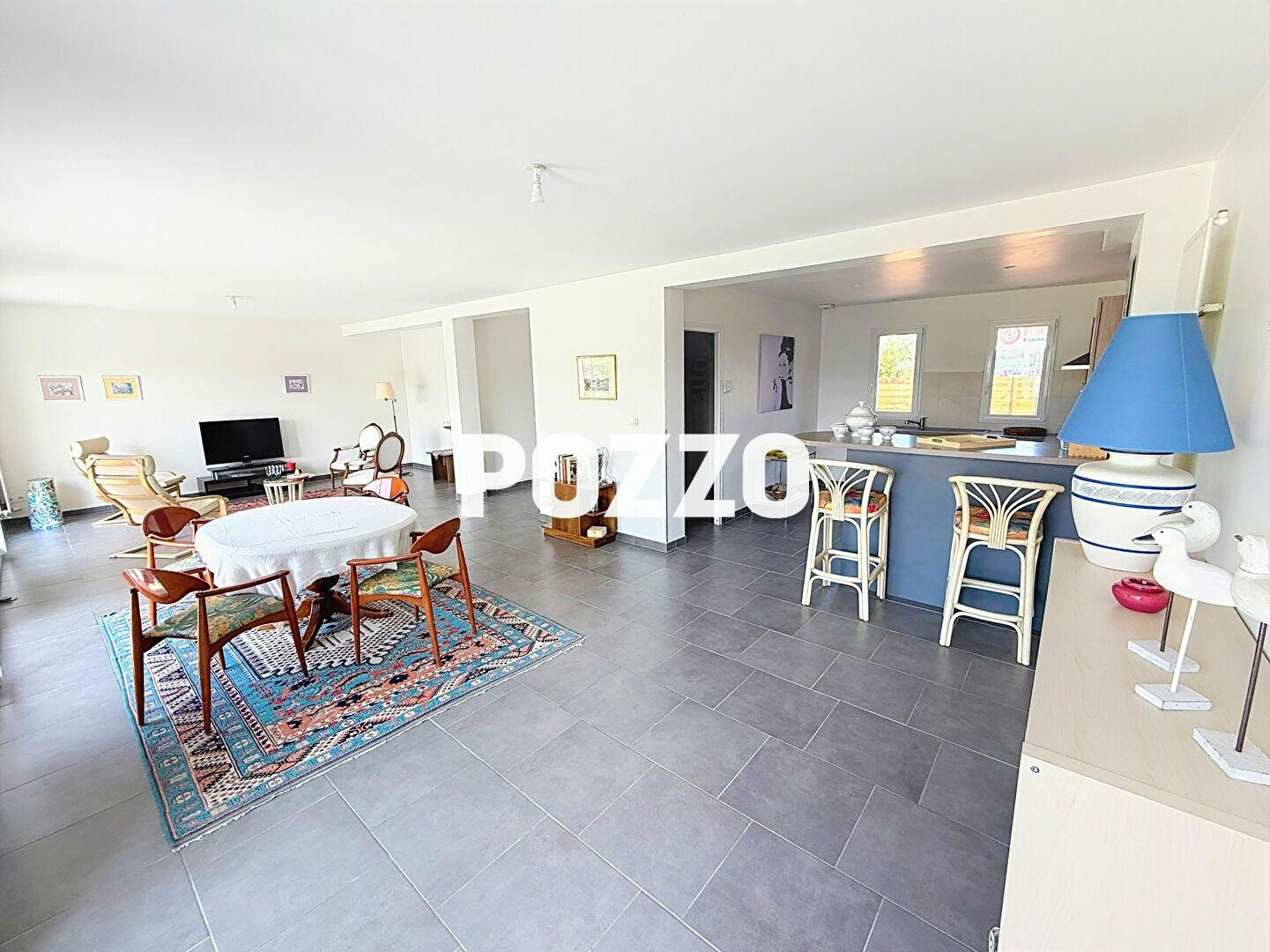 Maison à louer, 142m², Granville