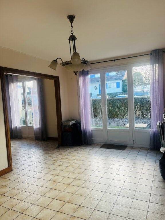 Maison à louer, 91m², Isneauville