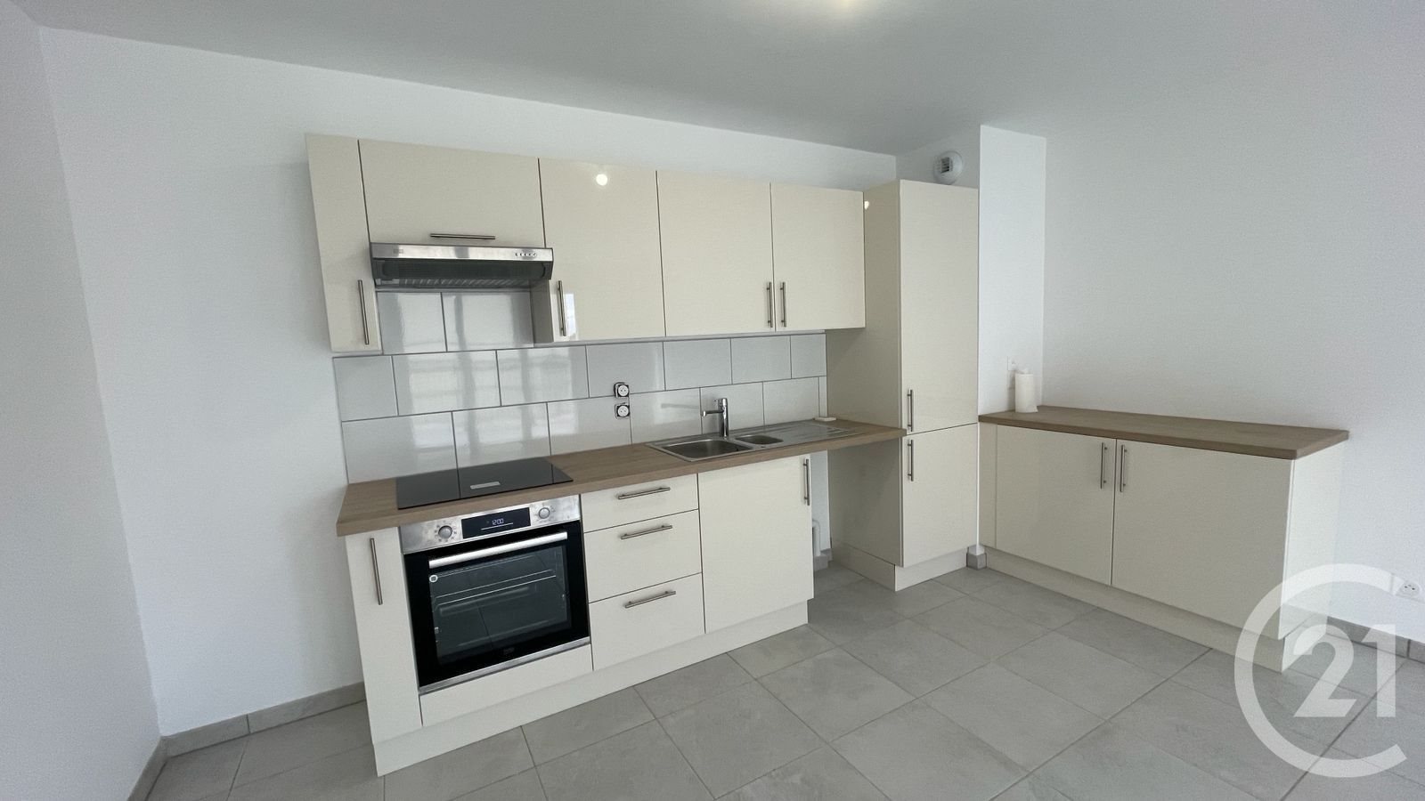 Appartement à louer, 65m², Roquefort-les-Pins