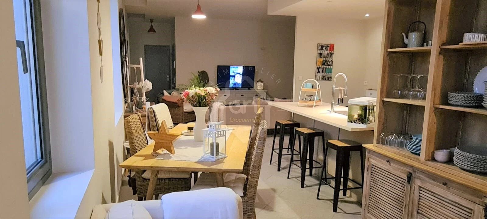 Appartement à louer, 110m², Pernes-les-Fontaines