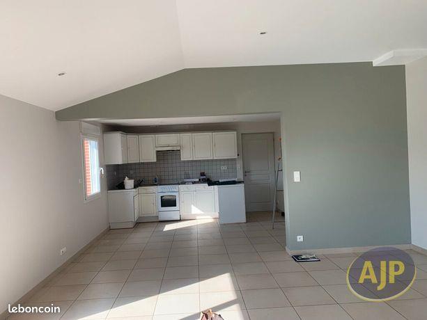 Maison à louer, 92m², Le Landreau