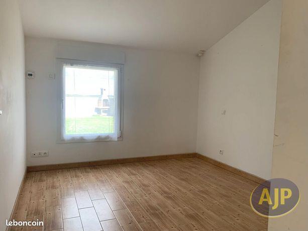 Maison à louer, 92m², Le Landreau
