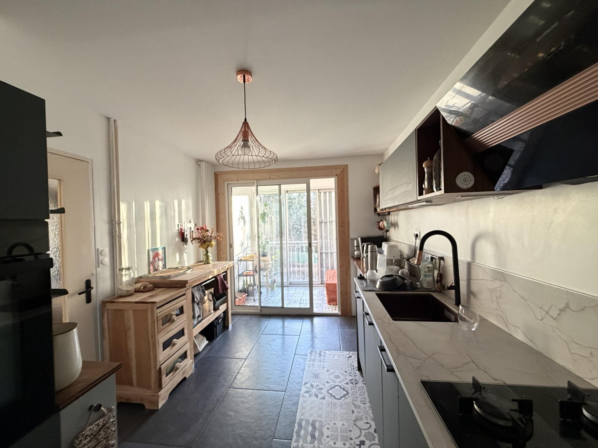 Appartement à vendre, 71m², Lons-le-Saunier
