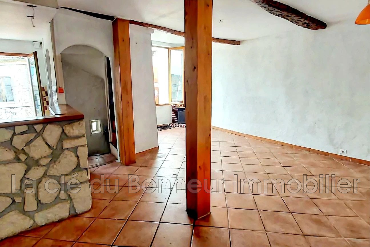 Maison à vendre, 71m², Riez