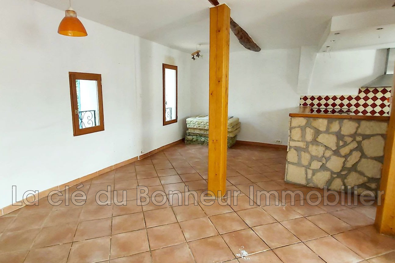 Maison à vendre, 71m², Riez