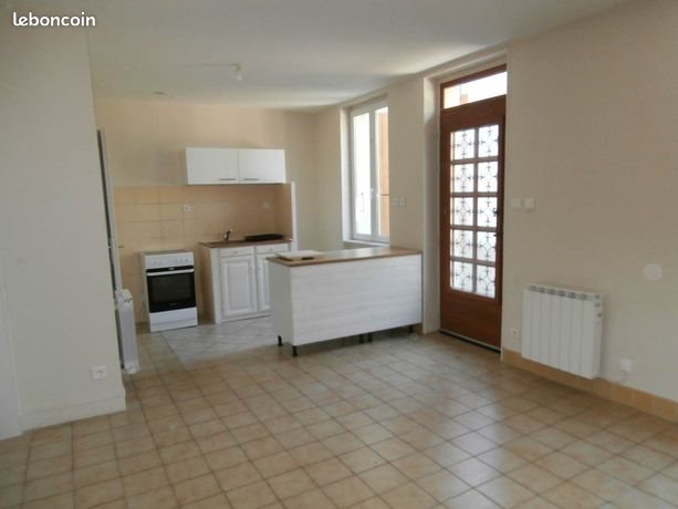 Appartement à louer, 45m², Erôme