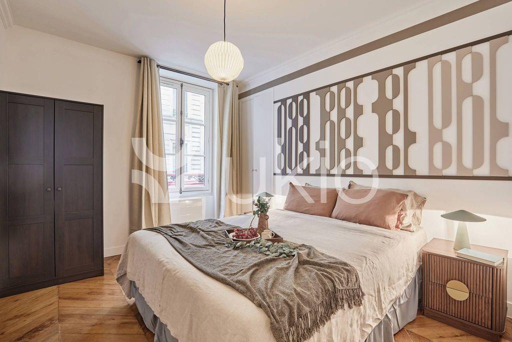 Appartement à louer, 44m², Paris 8ème