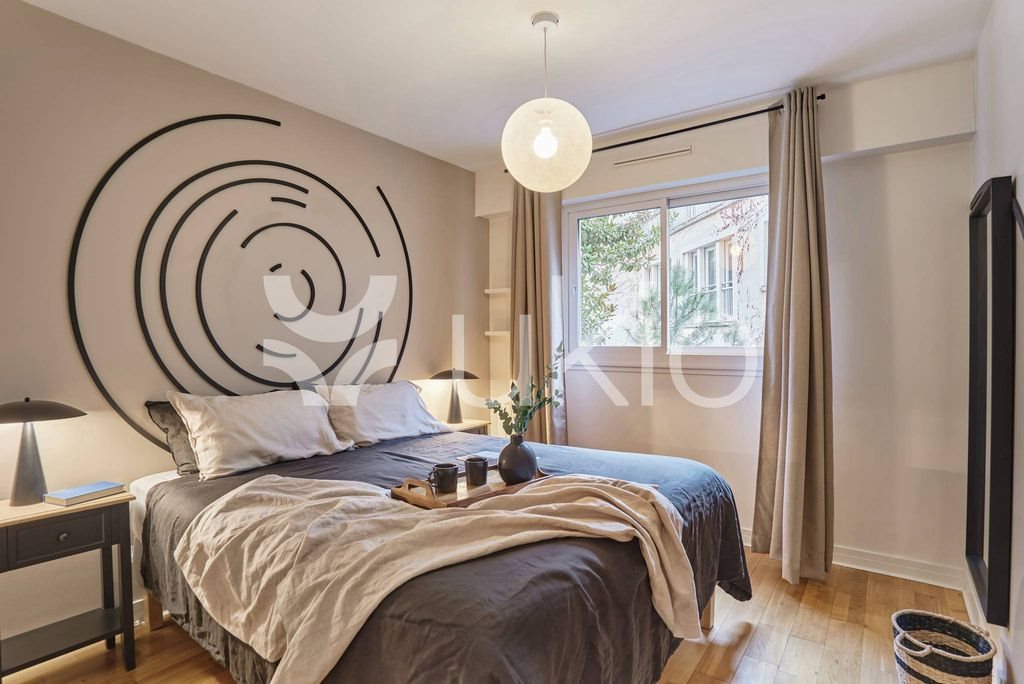 Appartement à louer, 83m², Paris 16ème