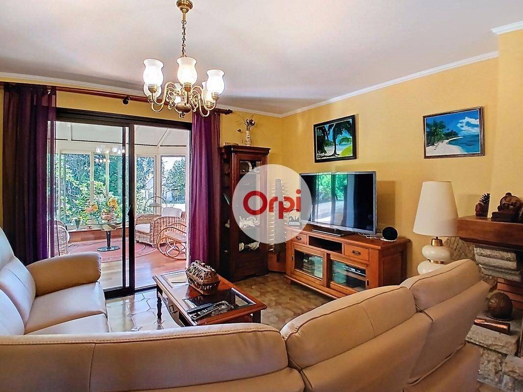 Maison à vendre, 162m², Theix