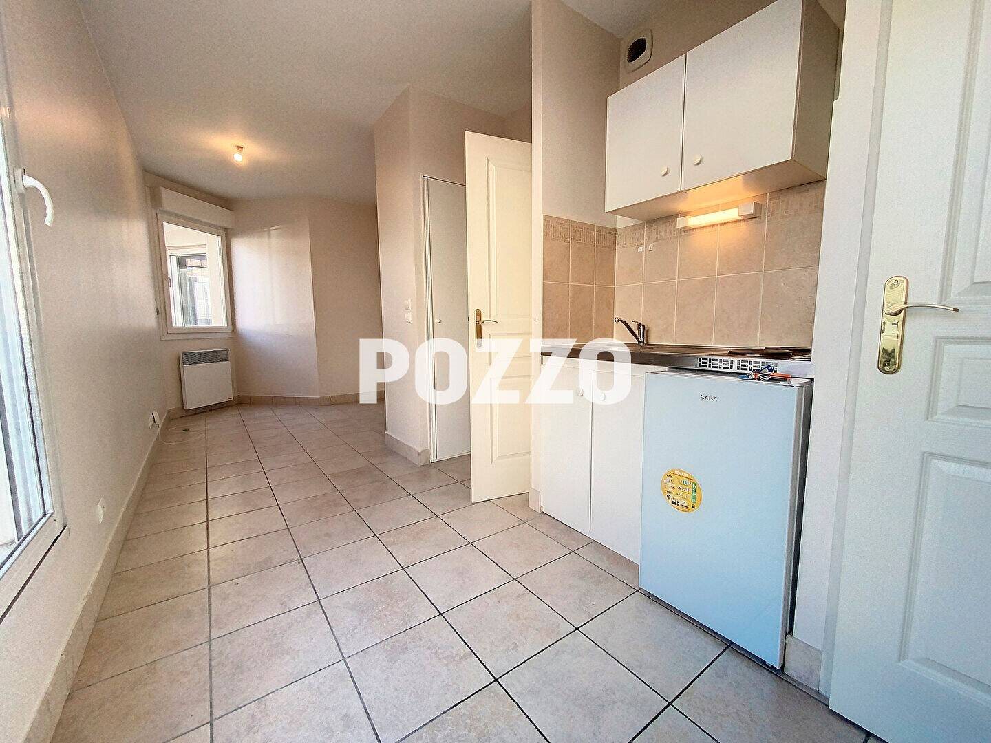 Appartement à vendre, 21m², Caen