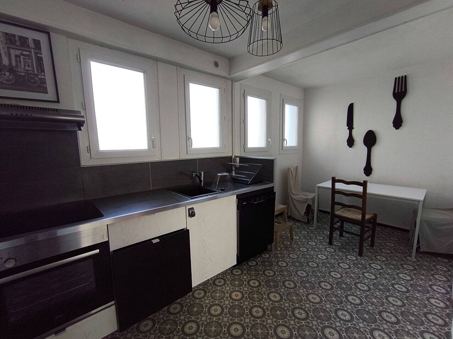 Appartement à vendre, 85m², Nîmes