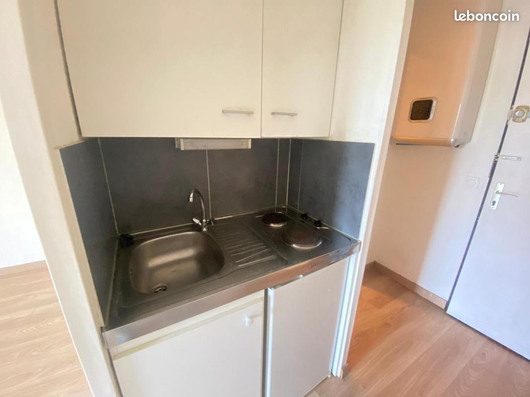 Maison à louer, 21m², Nîmes