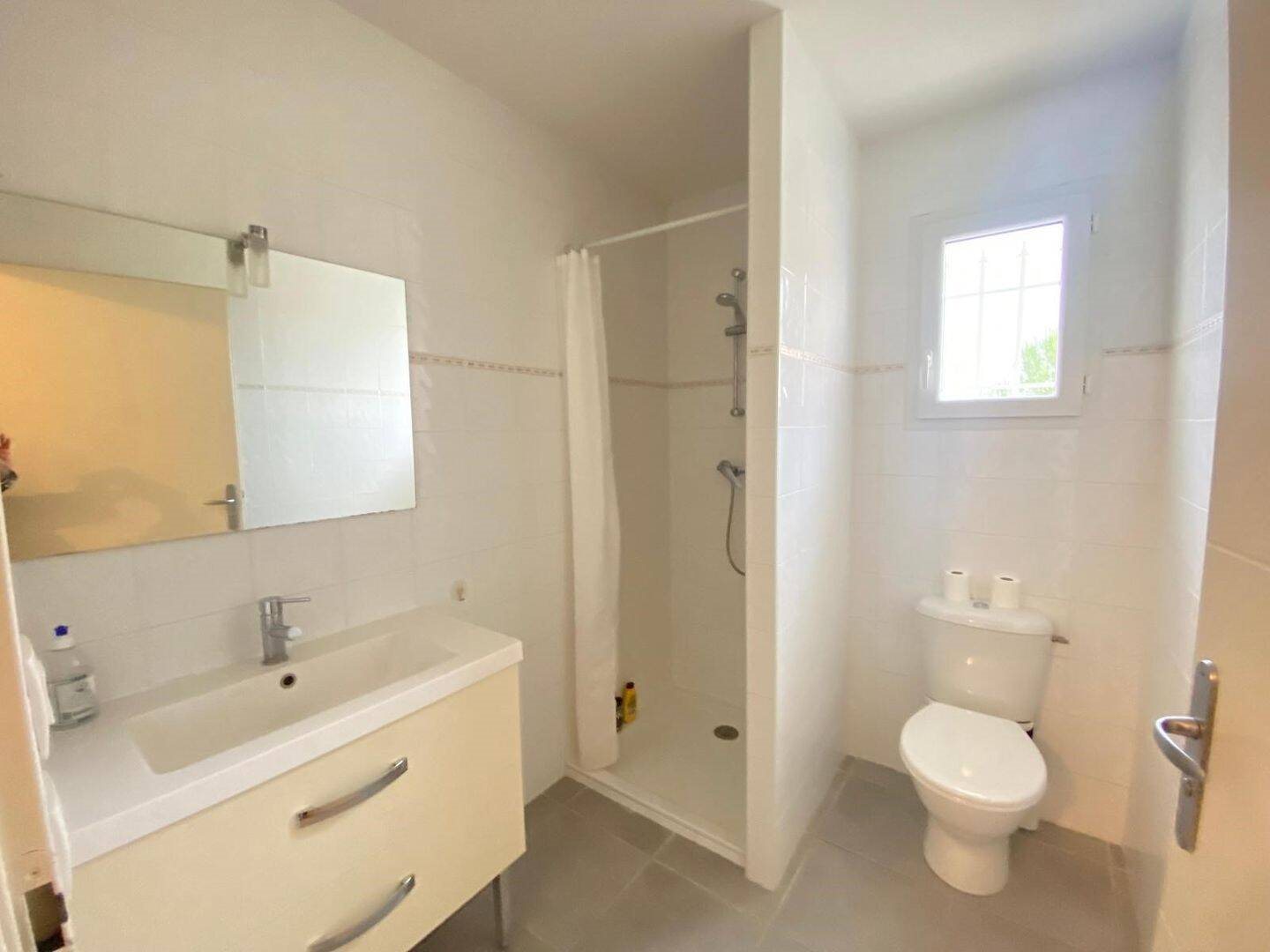 Maison à louer, 104m², Nîmes