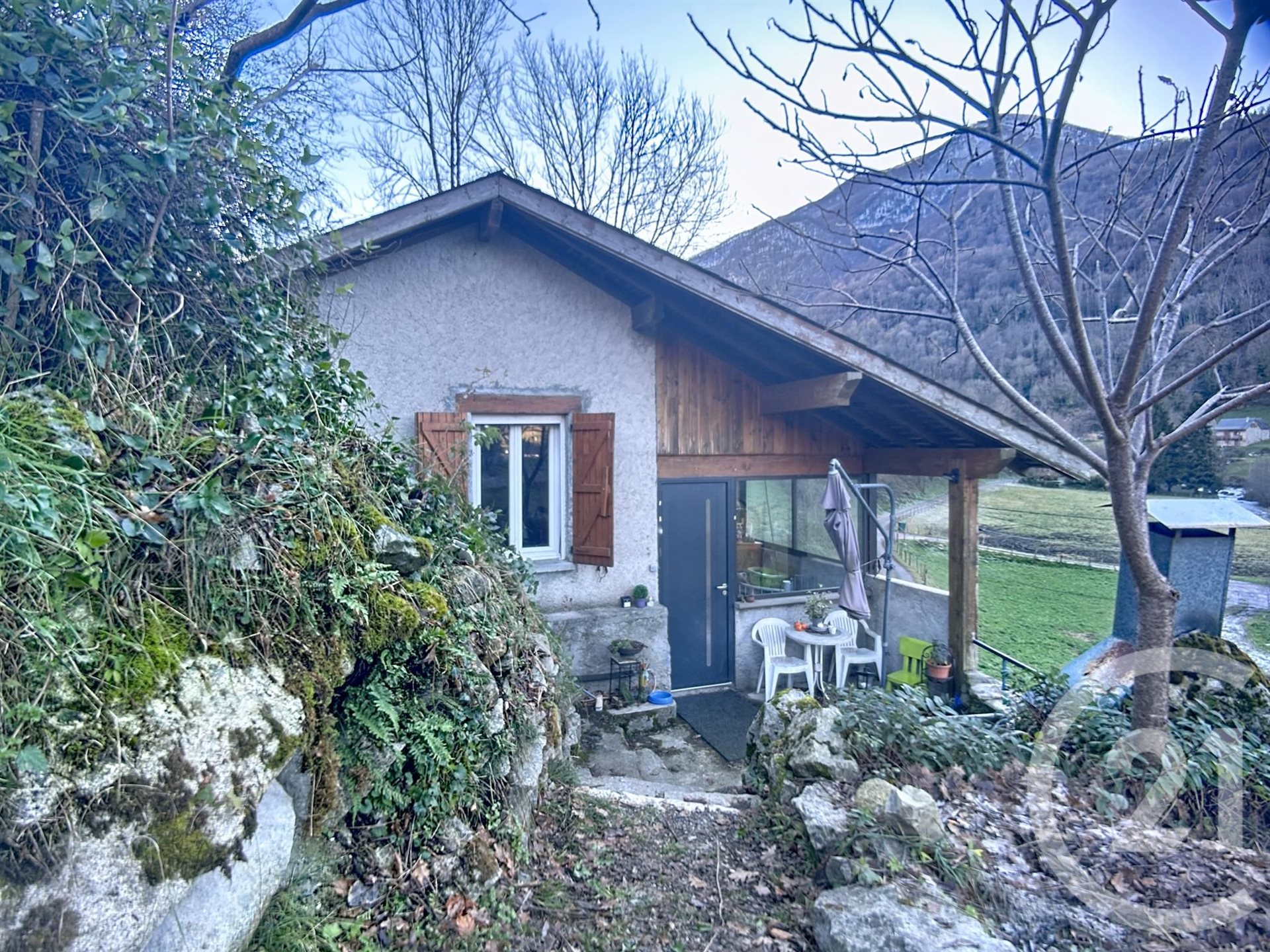 Maison à vendre, 79m², Ercé