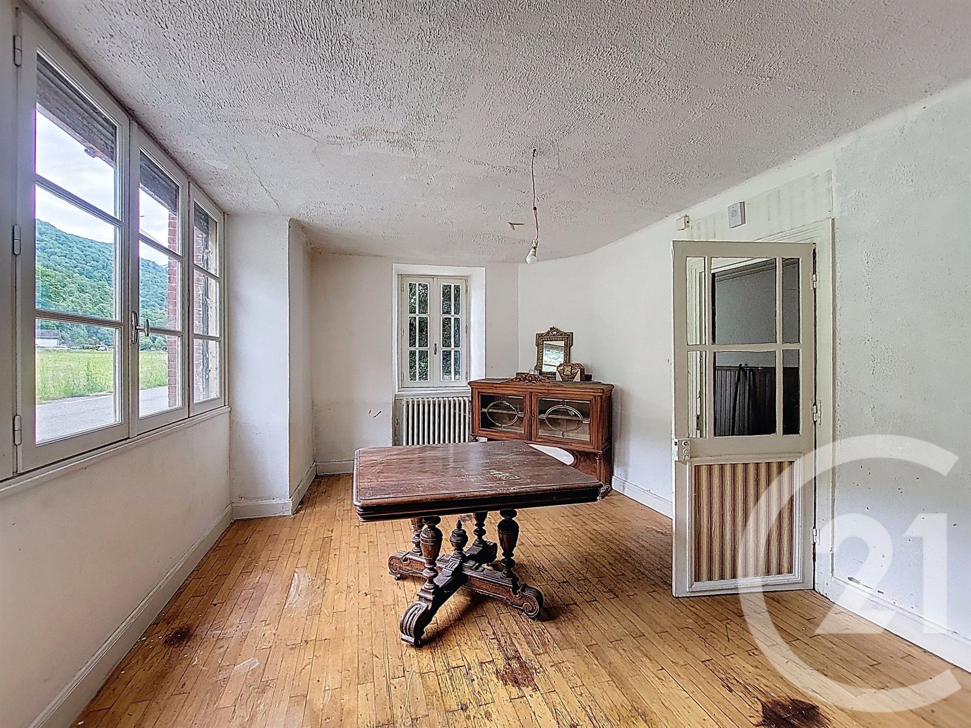 Maison à vendre, 220m², Ercé