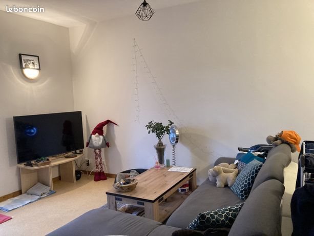 Appartement à louer, 55m², Quintenas