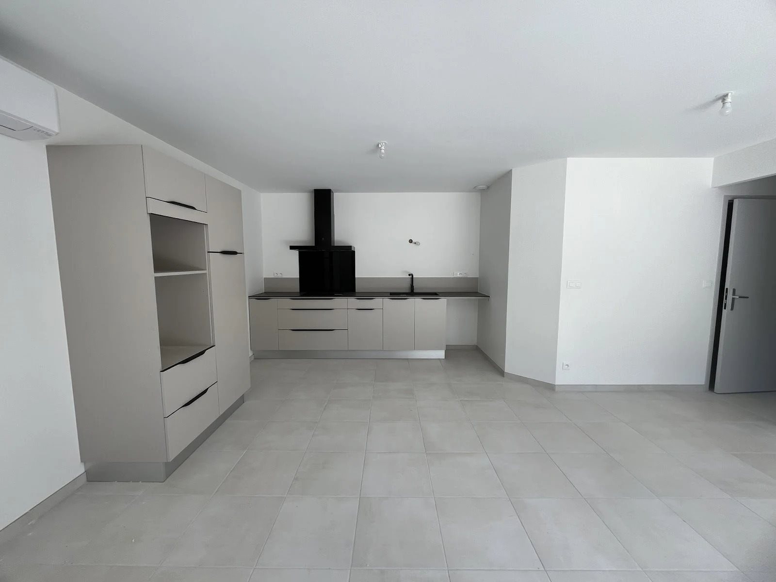 Maison à louer, 80m², Anneyron