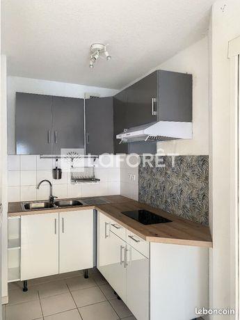Appartement à louer, 39m², Nîmes