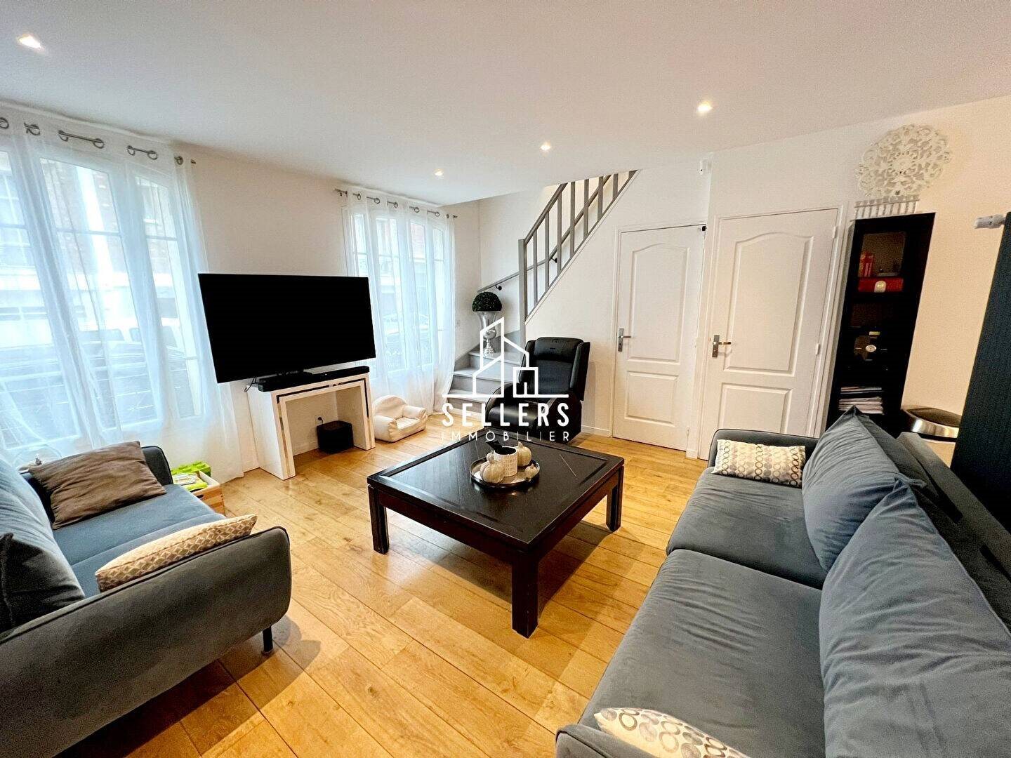 Maison à louer, 120m², Arcueil