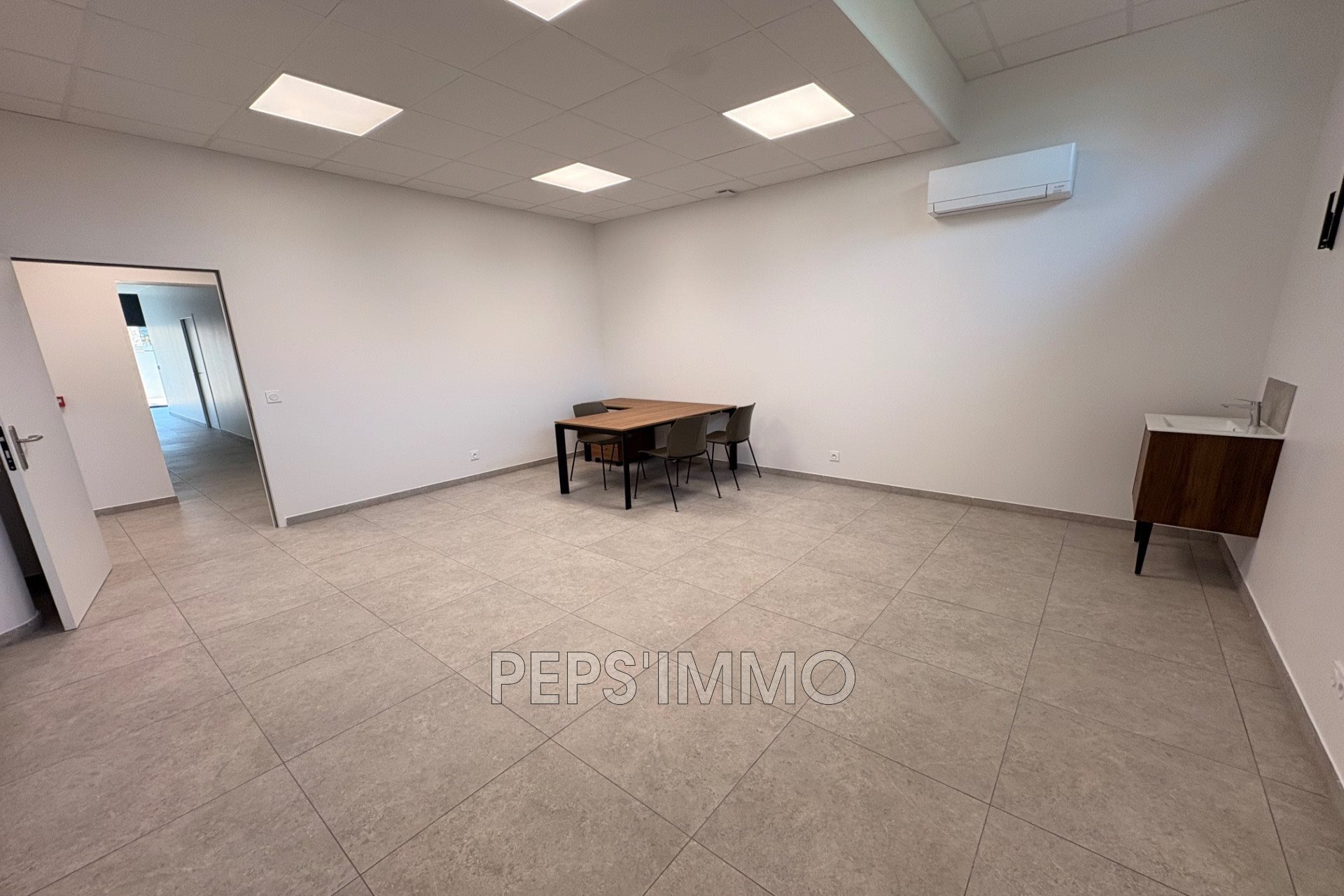 Maison à louer, 27m², Gignac-la-Nerthe