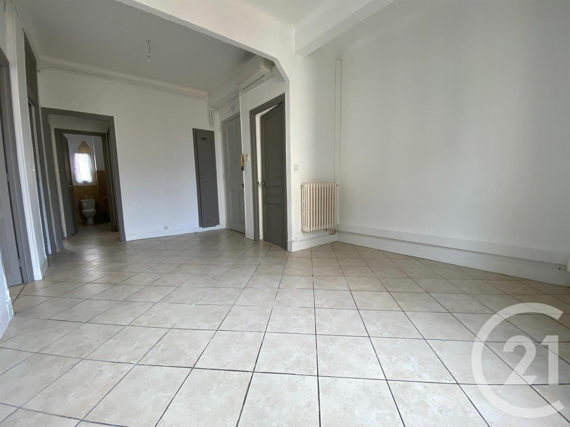 Appartement à louer, 74m², Nice