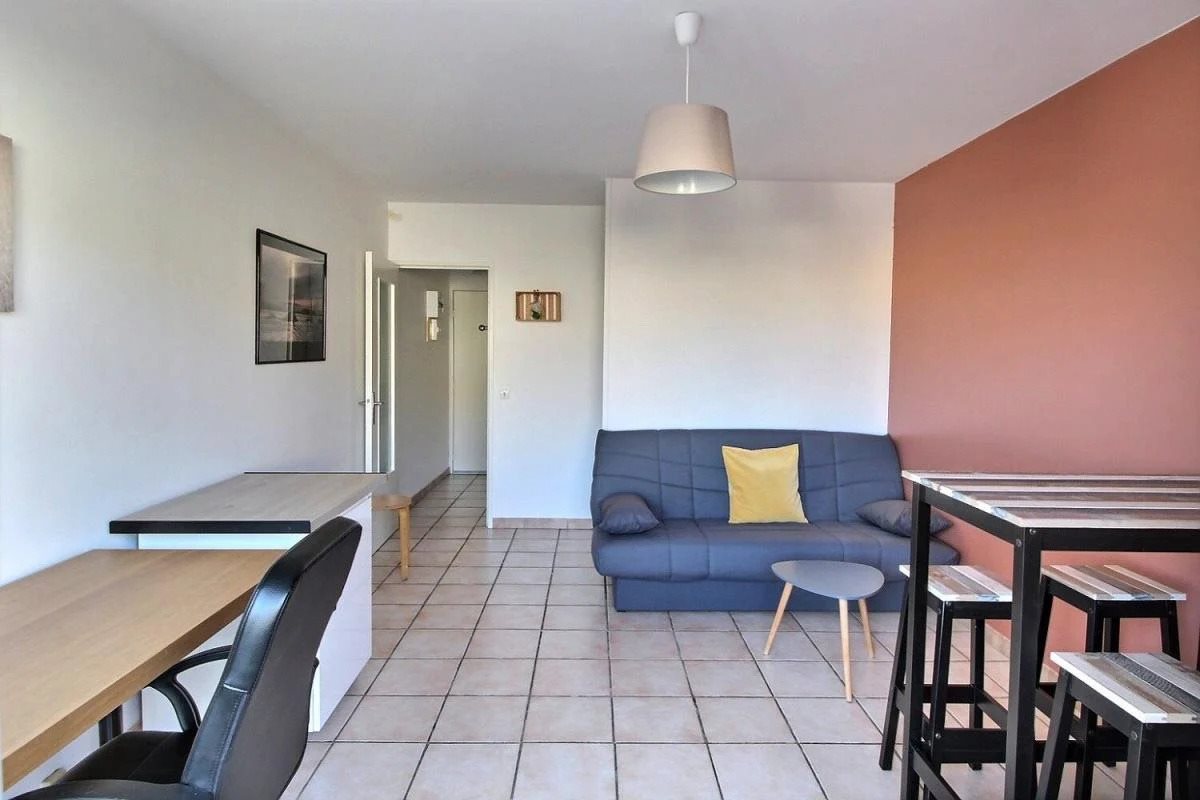 Appartement à louer, 24m², Marseille 5ème