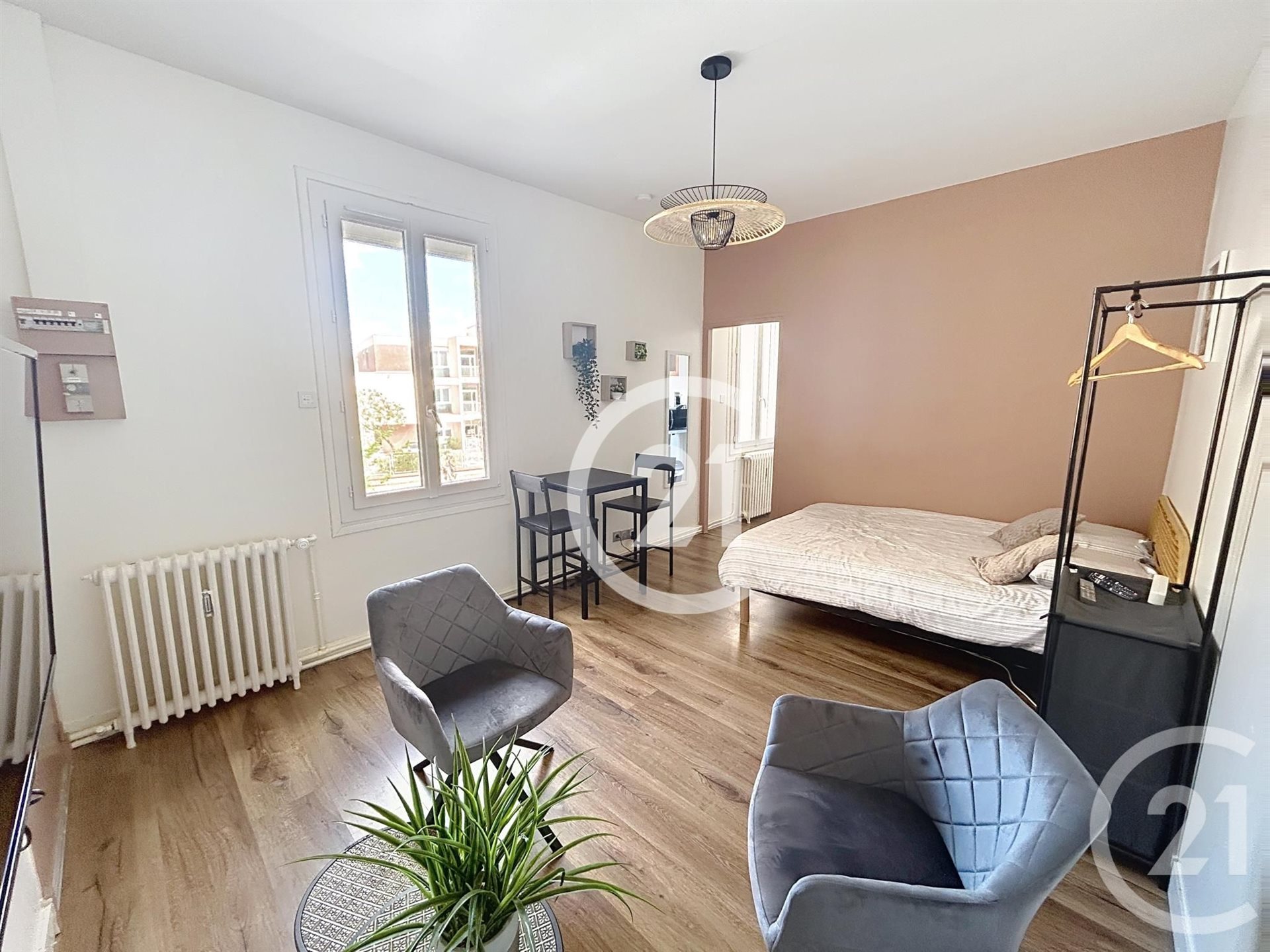Appartement à louer, 21m², Evreux