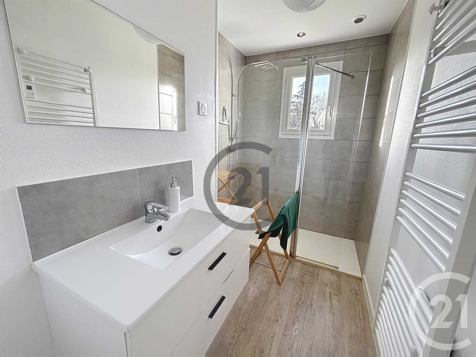 Maison à louer, 61m², Conches-en-Ouche