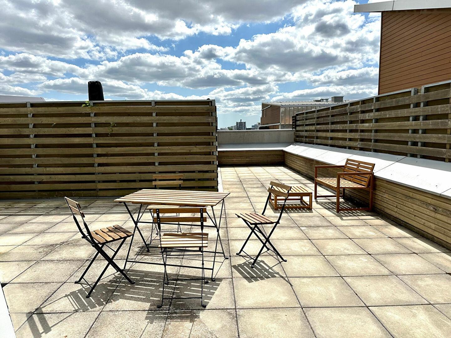 Appartement à louer, 81m², Bordeaux