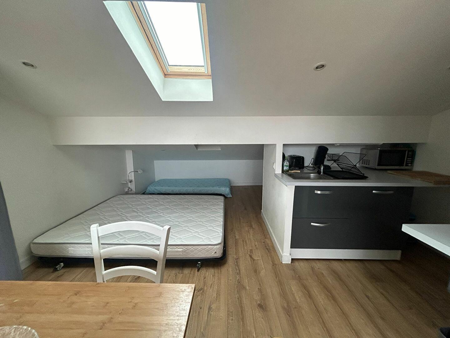 Appartement à louer, 19m², Bordeaux