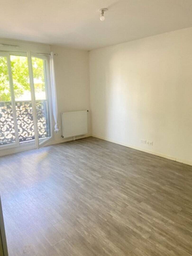 Appartement à louer, 39m², Cergy