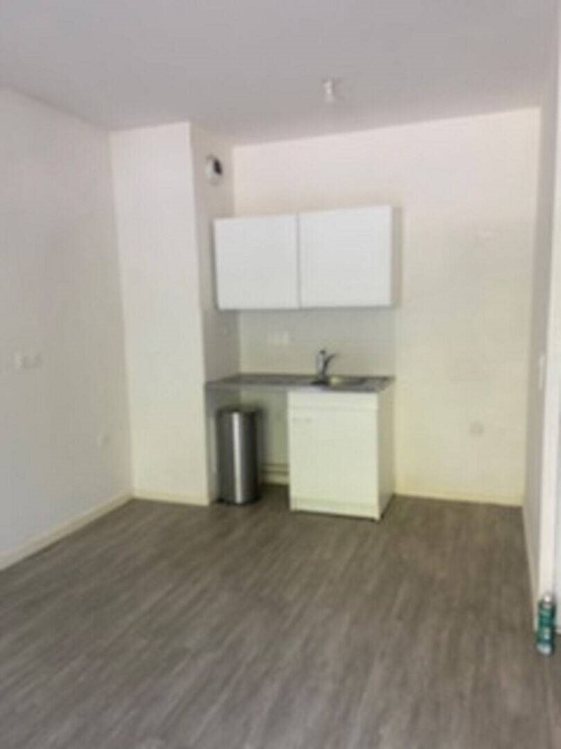 Appartement à louer, 39m², Cergy