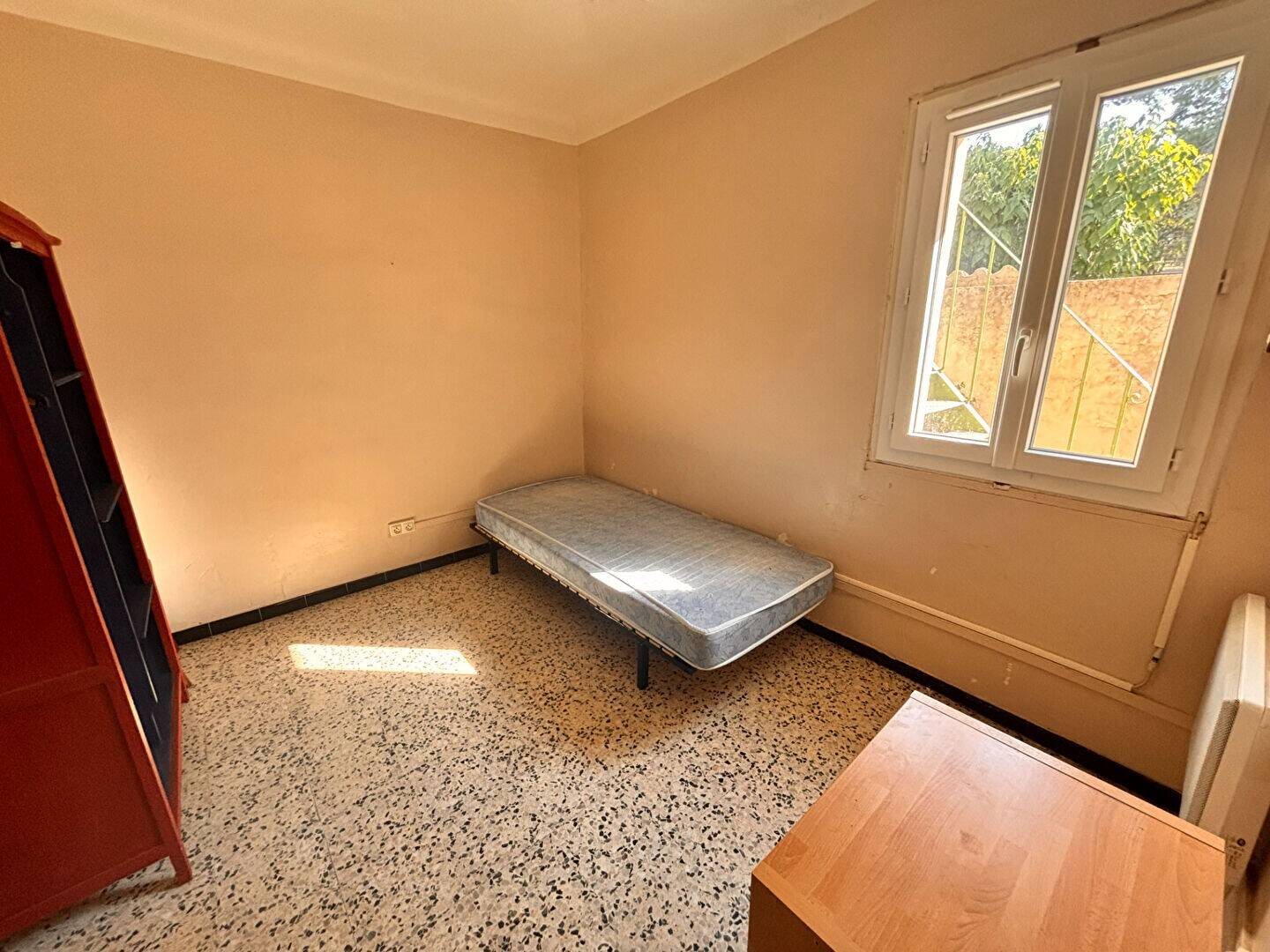 Appartement à louer, 17m², Nîmes