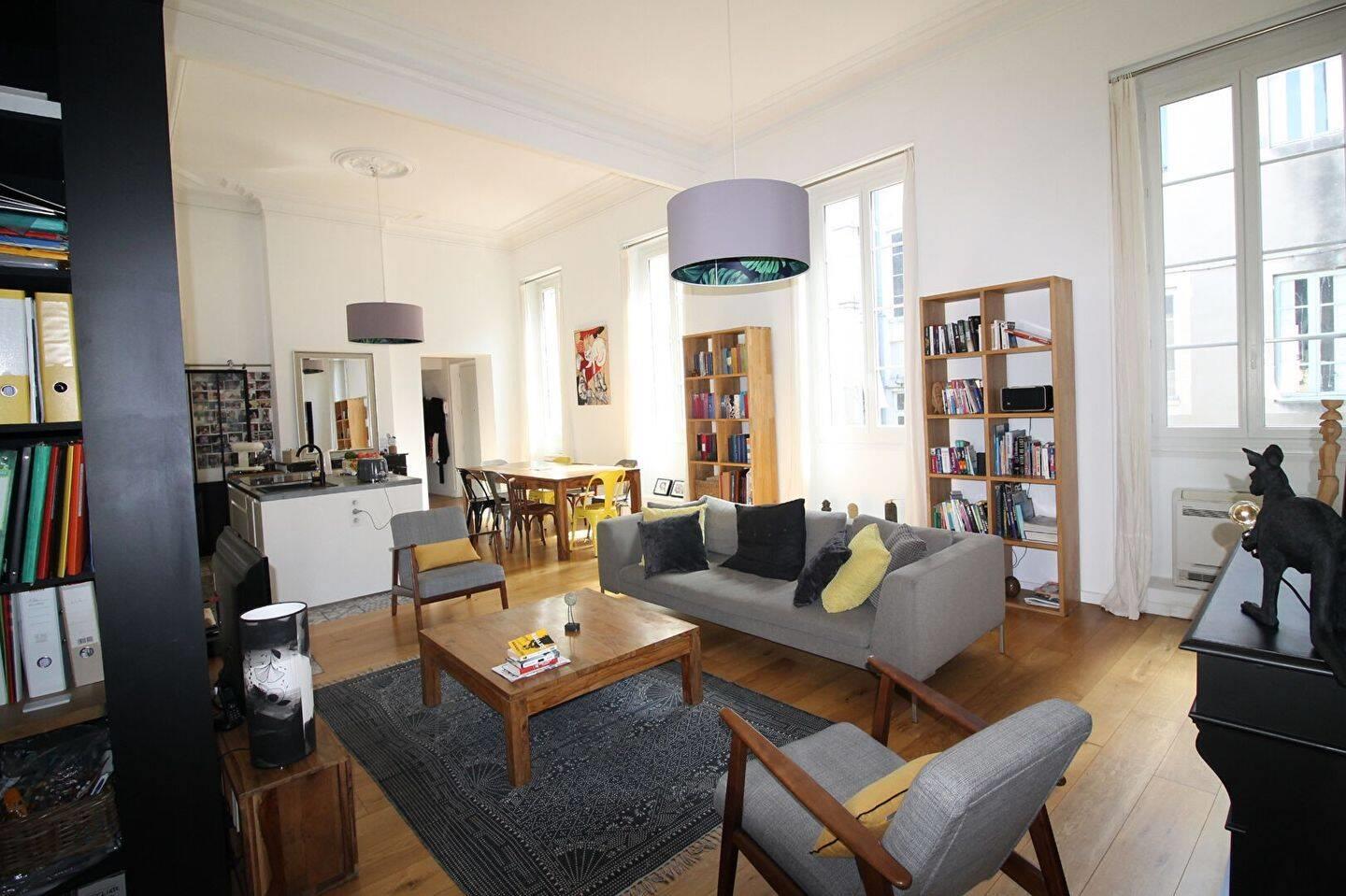 Appartement à vendre, 131m², Nîmes