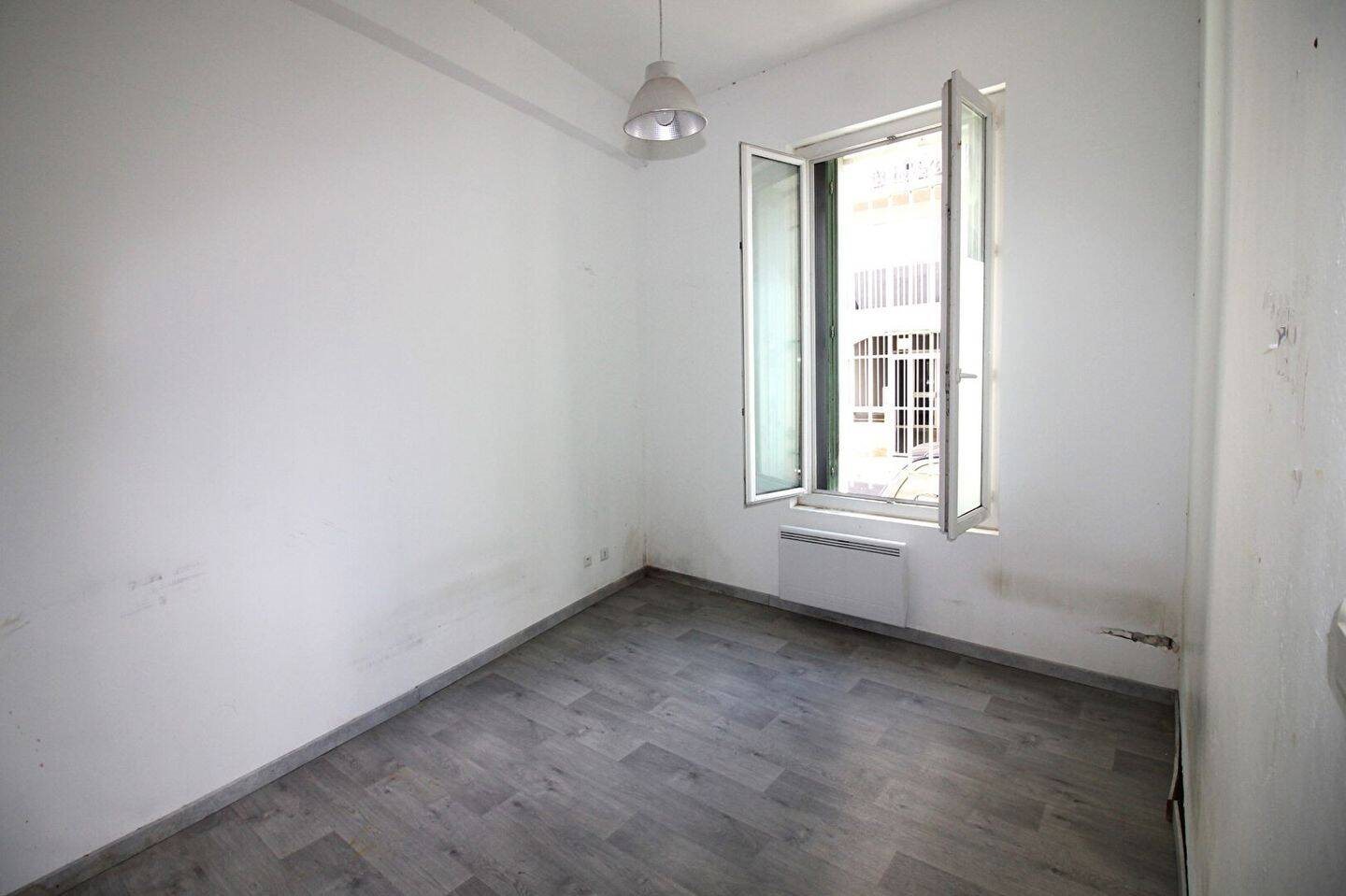 Appartement à vendre, 29m², Nîmes