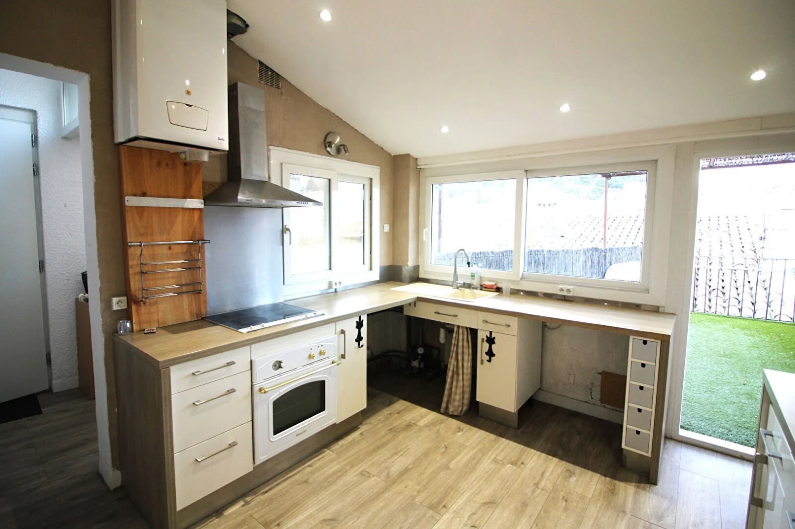 Appartement à louer, 78m², Nîmes