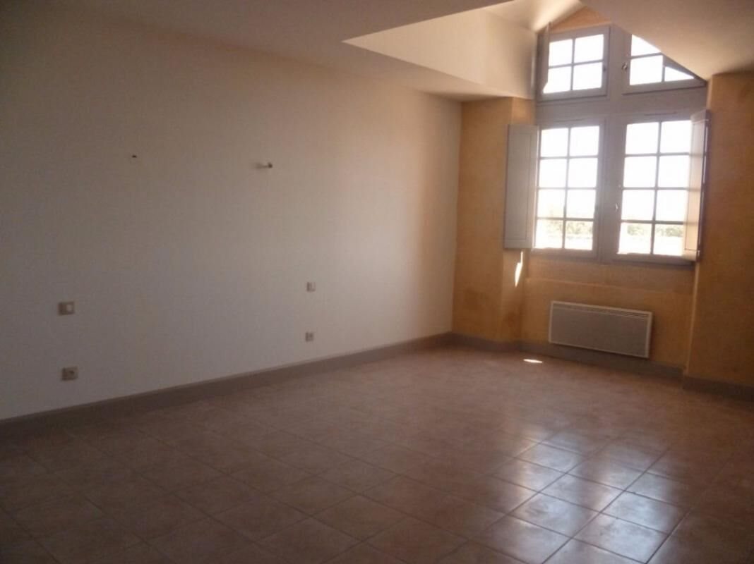 Appartement à vendre, 68m², Remoulins