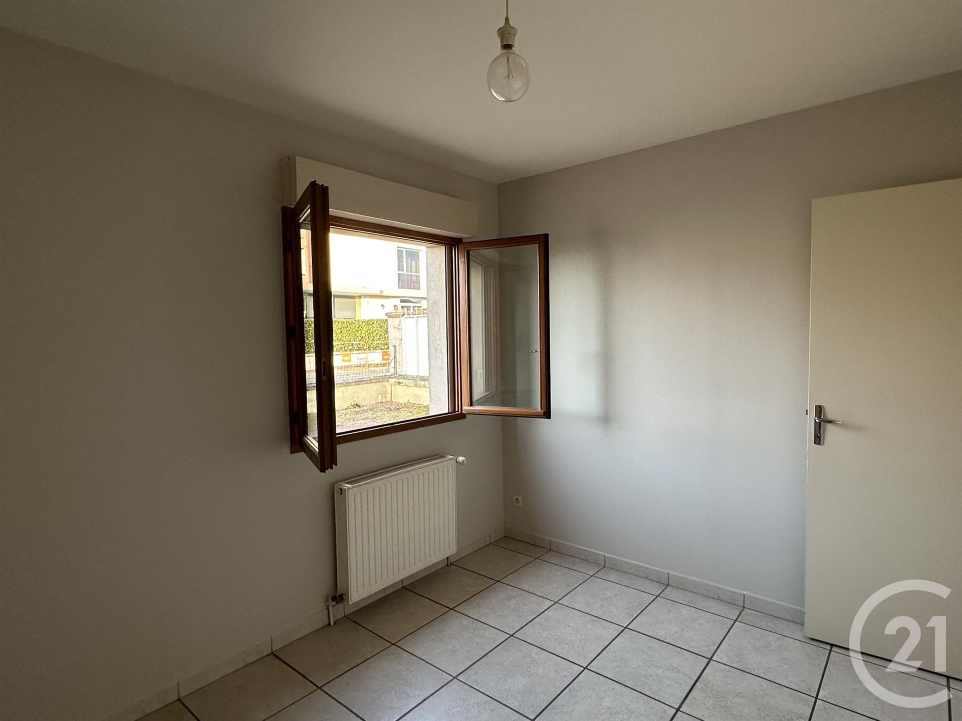 Appartement à louer, 85m², Varennes-Vauzelles