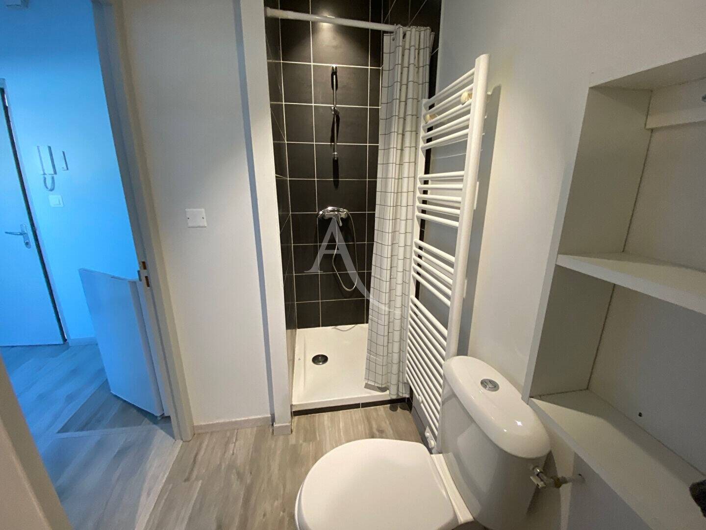 Appartement à louer, 14m², Bourg-en-Bresse