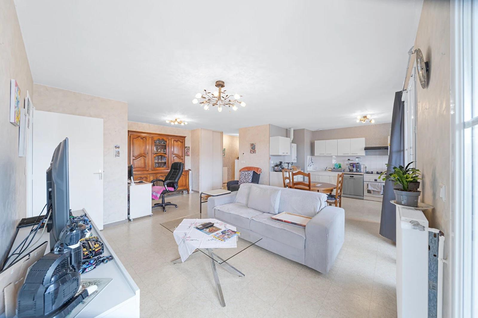 Appartement à vendre, 73m², Epervans