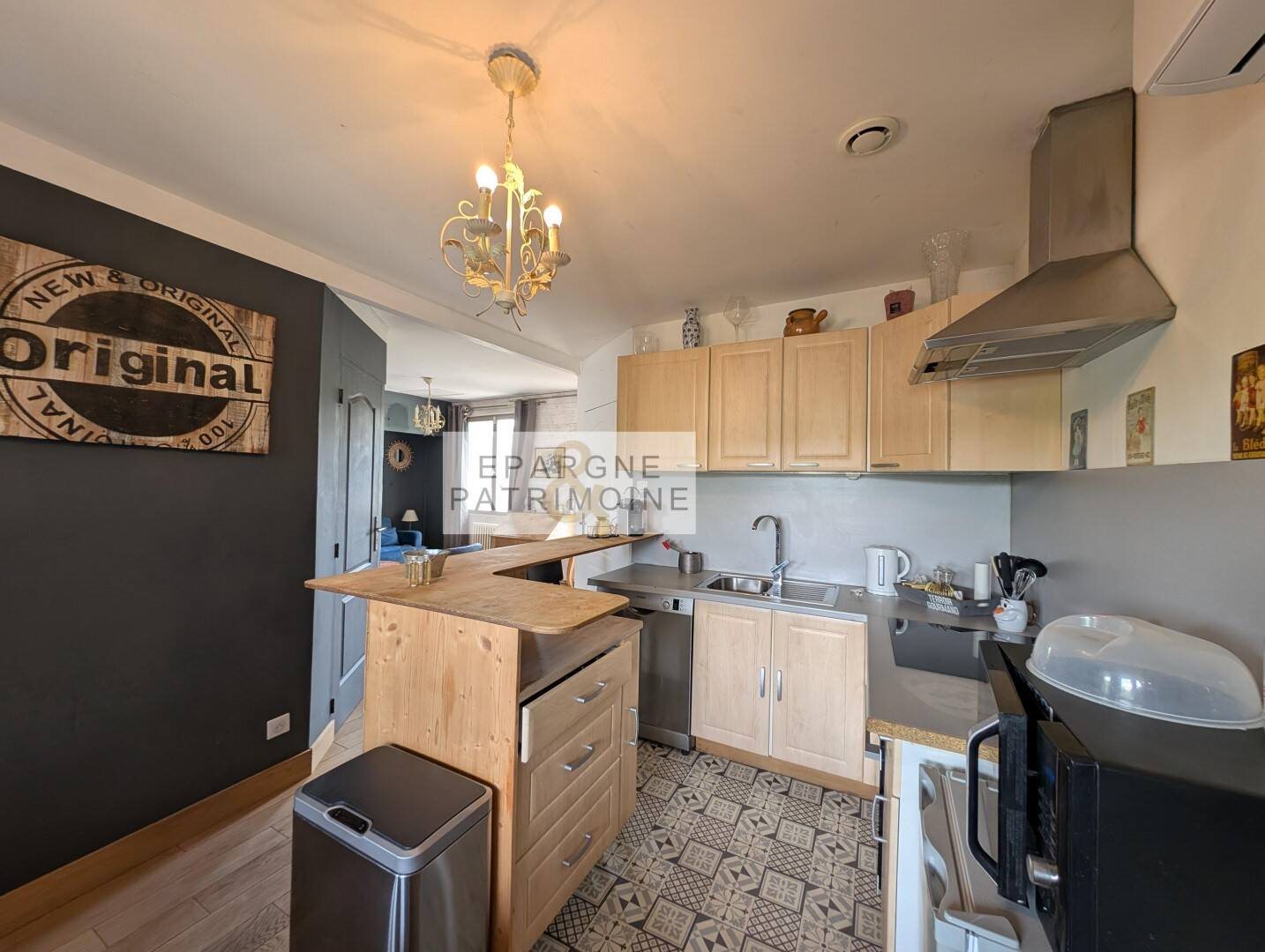 Appartement à vendre, 270m², Saint-Laurent-de-Mure