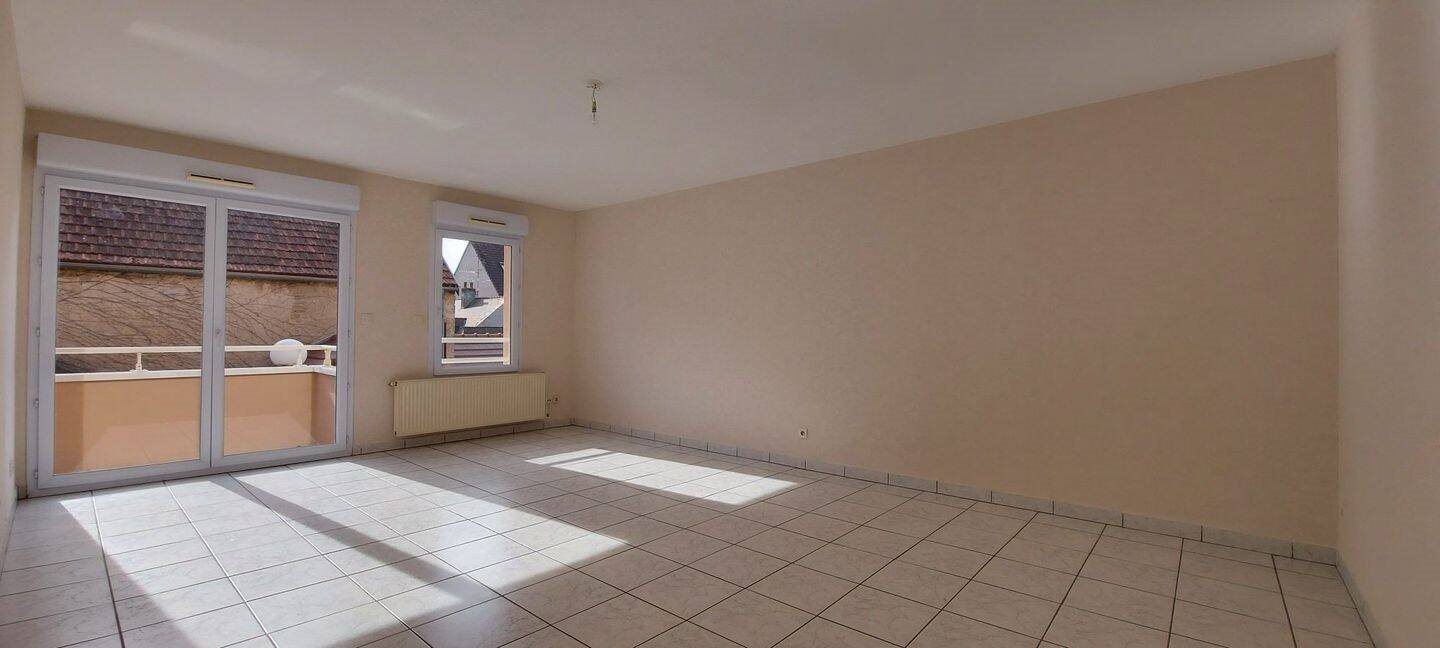 Appartement à louer, 74m², Longvic