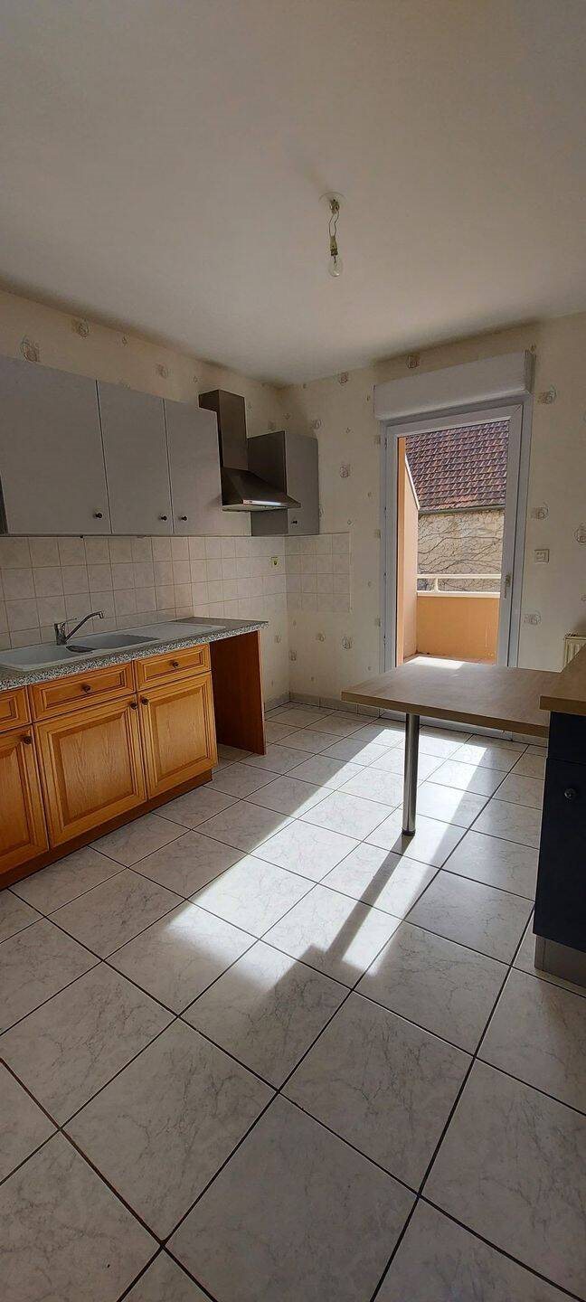 Appartement à louer, 74m², Longvic
