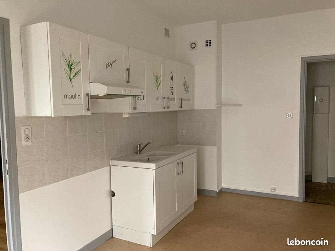 Appartement à louer, 59m², Saint-Flour