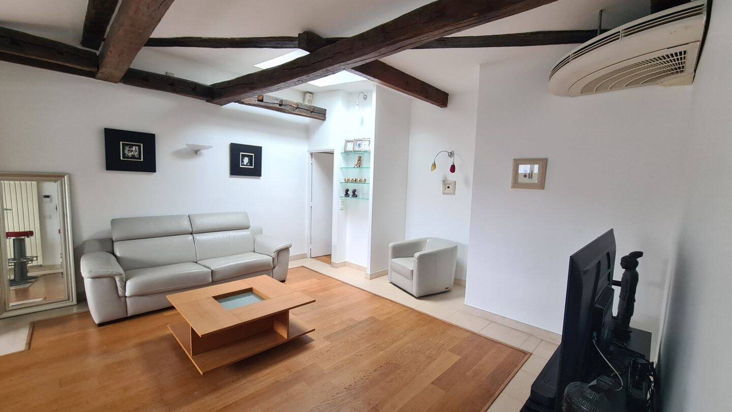 Appartement à louer, 81m², Paris 9ème