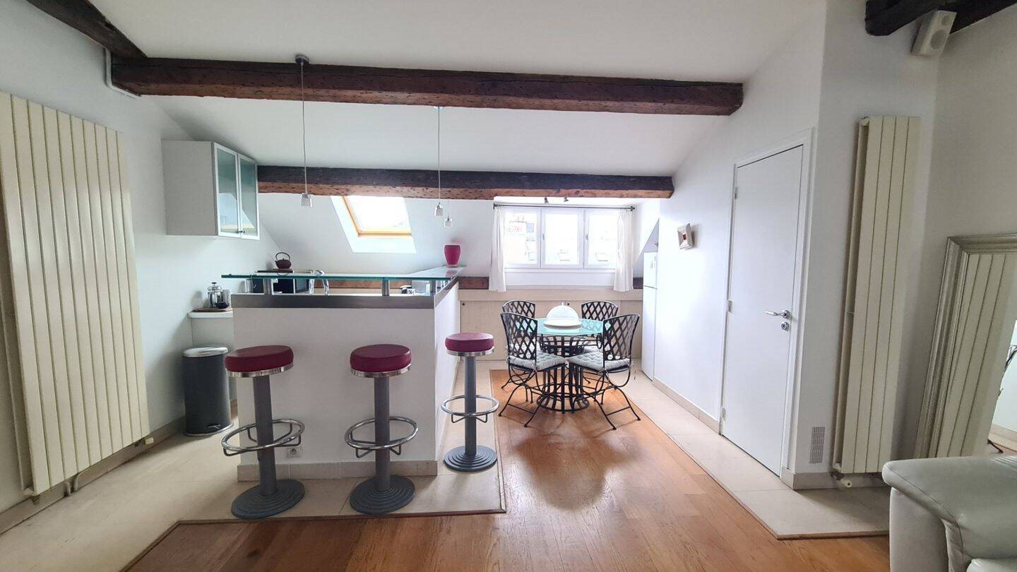 Appartement à louer, 81m², Paris 9ème