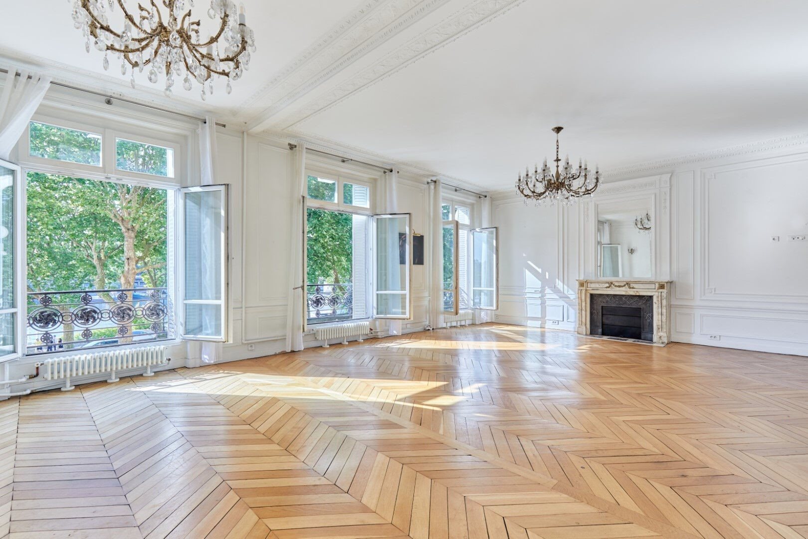 Appartement à louer, 270m², Paris 16ème