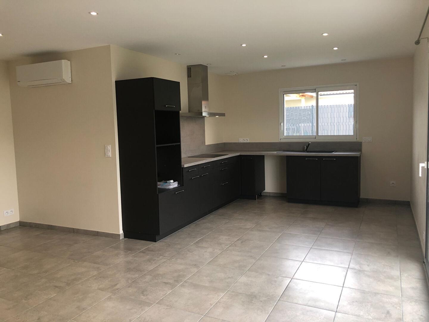 Maison à louer, 92m², Amou